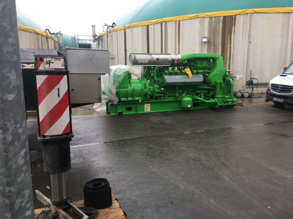 Neues Flex-BHKW mit 901 kW an der Biogasanlage 2020 – Bild 1