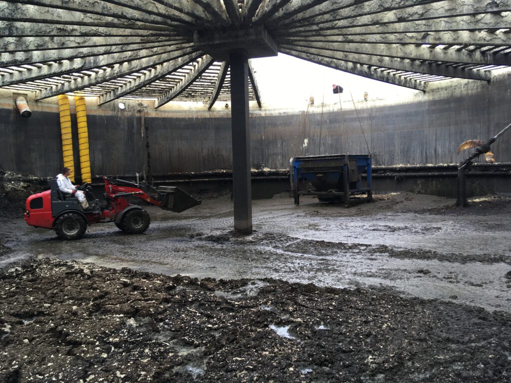 Fermenterreinigung an der Biogasanlage im Juli 2018 – Bild 9